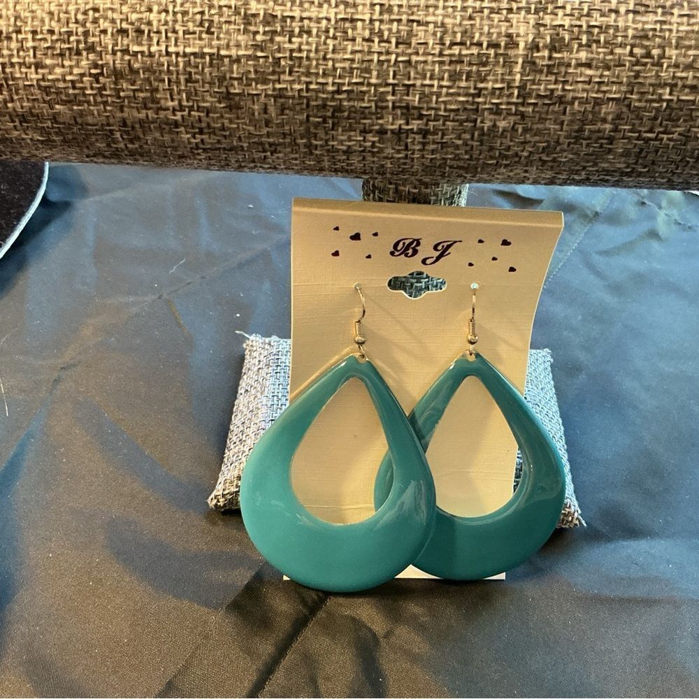Teardrop Turquoise Earrings with 3” Drop - Picture 2 of 5